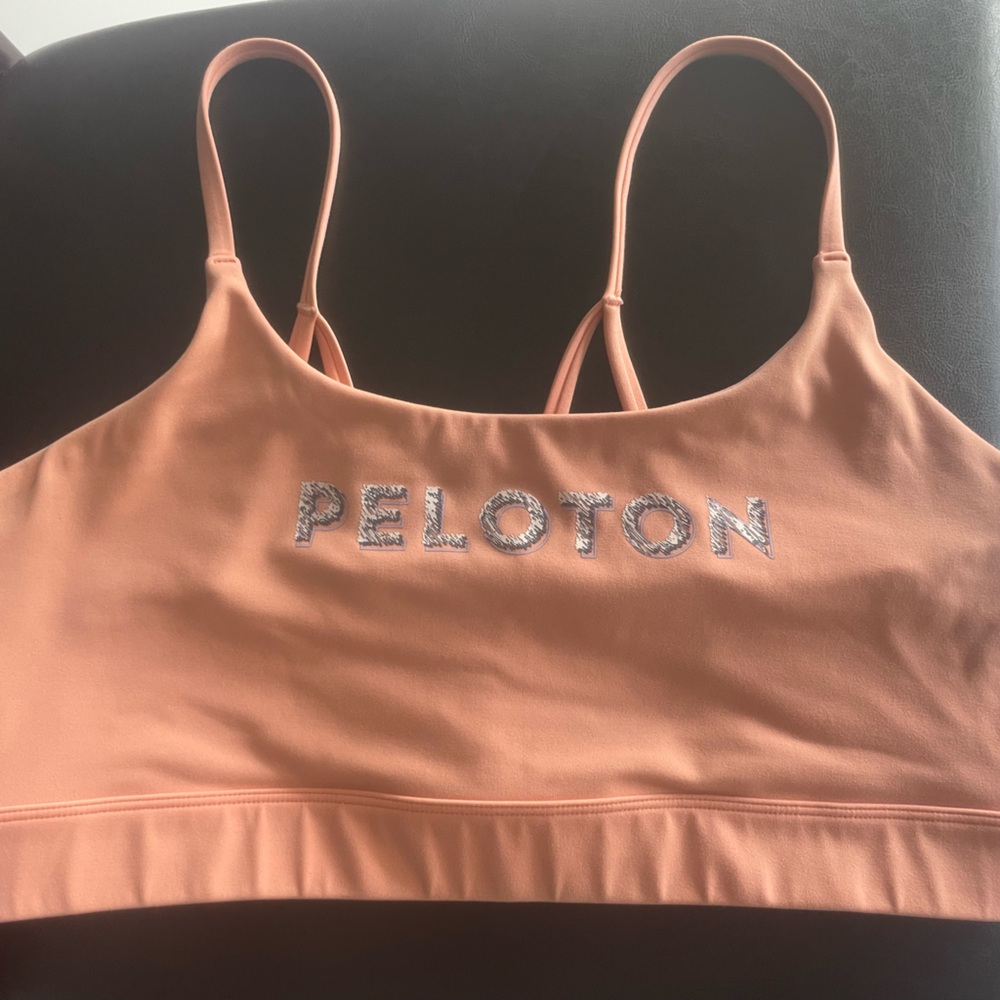 Peloton cadent peak Orange peach  Sports Bra